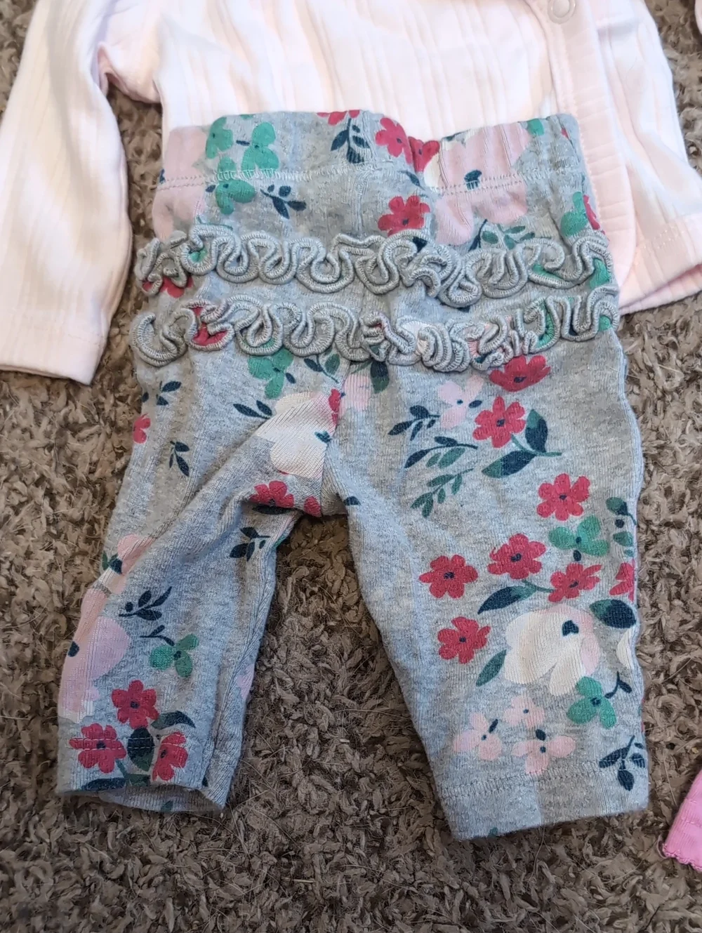Mixed Brands Newborn Girls 4 Piece Bundle - Picture 3 of 8